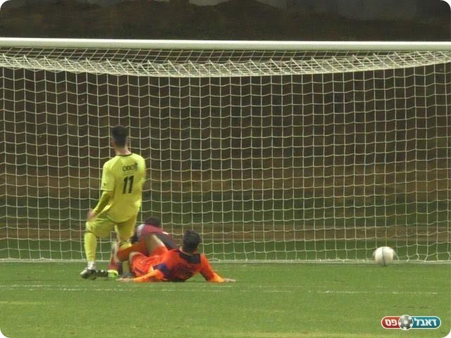 עובדייה עם השני (נאור מורג)